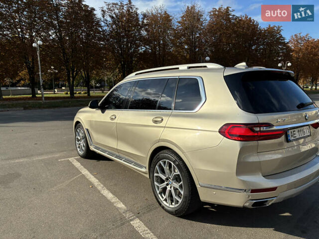 Бежевый БМВ X7, объемом двигателя 3 л и пробегом 117 тыс. км за 61999 $, фото 2 на Automoto.ua