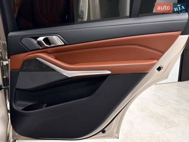 Бежевый БМВ X7, объемом двигателя 2.99 л и пробегом 157 тыс. км за 65800 $, фото 45 на Automoto.ua