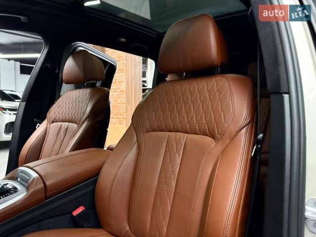 Бежевый БМВ X7, объемом двигателя 2.99 л и пробегом 157 тыс. км за 65800 $, фото 24 на Automoto.ua