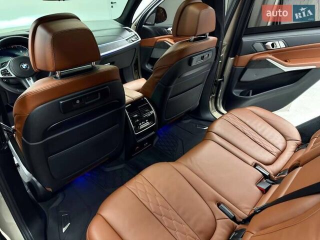 Бежевый БМВ X7, объемом двигателя 2.99 л и пробегом 157 тыс. км за 65800 $, фото 43 на Automoto.ua