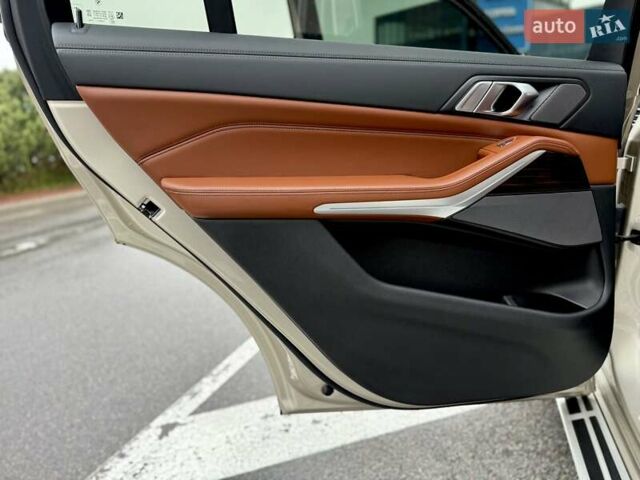 Бежевый БМВ X7, объемом двигателя 3 л и пробегом 118 тыс. км за 64700 $, фото 49 на Automoto.ua