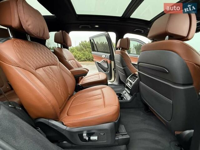 Бежевый БМВ X7, объемом двигателя 3 л и пробегом 118 тыс. км за 64700 $, фото 38 на Automoto.ua