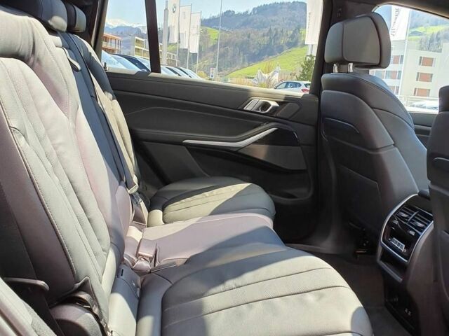 Черный БМВ X7, объемом двигателя 0 л и пробегом 4 тыс. км за 64999 $, фото 13 на Automoto.ua