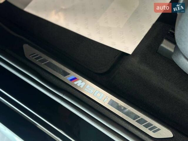 Чорний БМВ X7, об'ємом двигуна 4.39 л та пробігом 129 тис. км за 60990 $, фото 18 на Automoto.ua