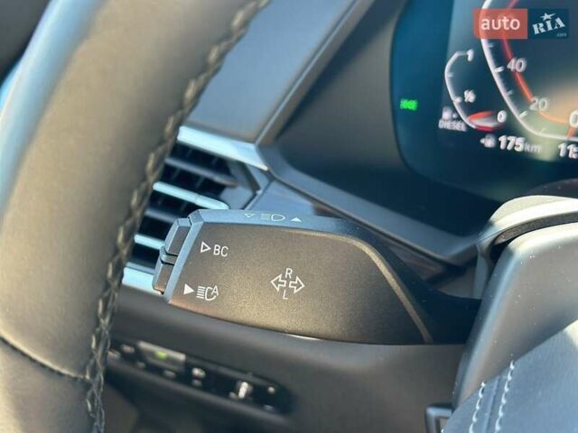 Черный БМВ X7, объемом двигателя 2.99 л и пробегом 40 тыс. км за 87999 $, фото 54 на Automoto.ua