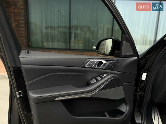 Черный БМВ X7, объемом двигателя 3 л и пробегом 115 тыс. км за 58000 $, фото 39 на Automoto.ua