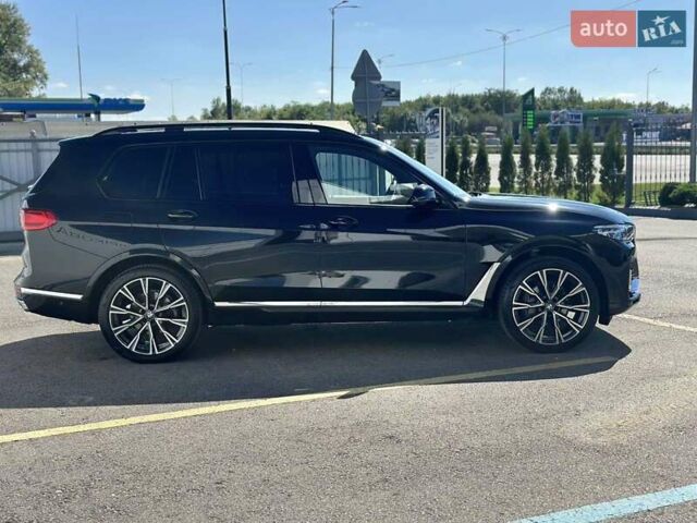 Черный БМВ X7, объемом двигателя 2.99 л и пробегом 40 тыс. км за 87999 $, фото 3 на Automoto.ua