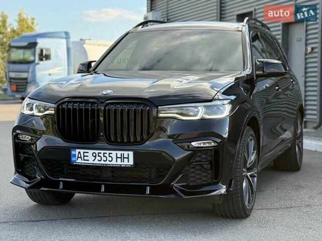 Черный БМВ X7, объемом двигателя 3 л и пробегом 59 тыс. км за 74900 $, фото 13 на Automoto.ua