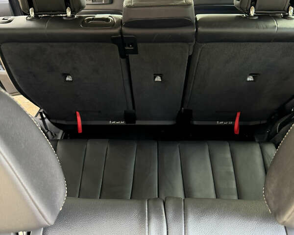 Черный БМВ X7, объемом двигателя 3 л и пробегом 187 тыс. км за 53000 $, фото 18 на Automoto.ua