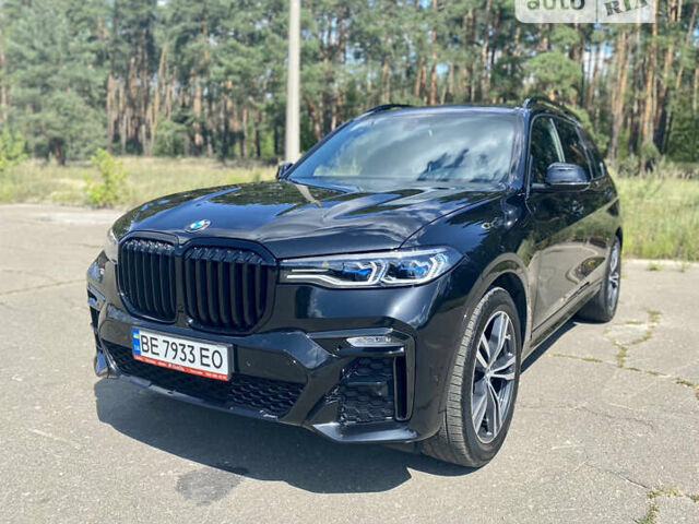 Черный БМВ X7, объемом двигателя 3 л и пробегом 41 тыс. км за 69000 $, фото 1 на Automoto.ua