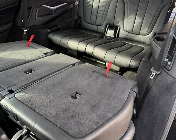 Черный БМВ X7, объемом двигателя 3 л и пробегом 187 тыс. км за 53000 $, фото 19 на Automoto.ua