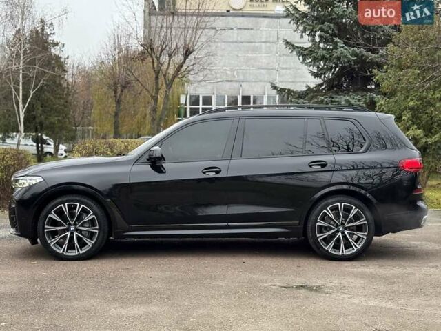 Черный БМВ X7, объемом двигателя 4.39 л и пробегом 38 тыс. км за 65000 $, фото 2 на Automoto.ua