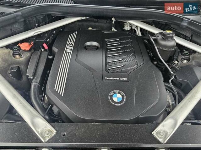 Чорний БМВ X7, об'ємом двигуна 0 л та пробігом 185 тис. км за 49500 $, фото 18 на Automoto.ua