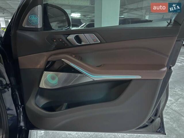 Черный БМВ X7, объемом двигателя 2.99 л и пробегом 115 тыс. км за 73000 $, фото 40 на Automoto.ua