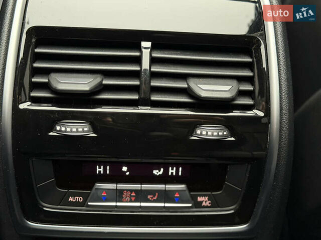 Черный БМВ X7, объемом двигателя 3 л и пробегом 115 тыс. км за 58000 $, фото 27 на Automoto.ua