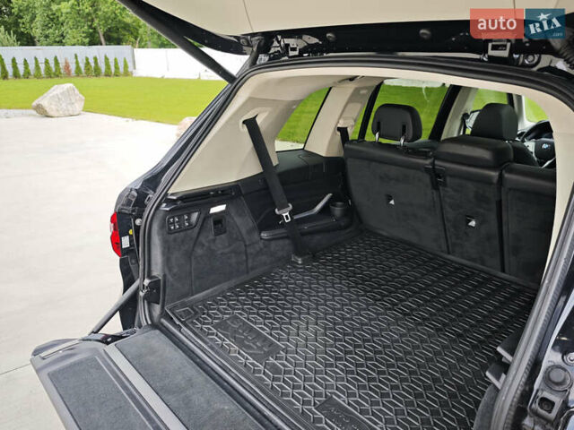Чорний БМВ X7, об'ємом двигуна 3 л та пробігом 192 тис. км за 54700 $, фото 35 на Automoto.ua