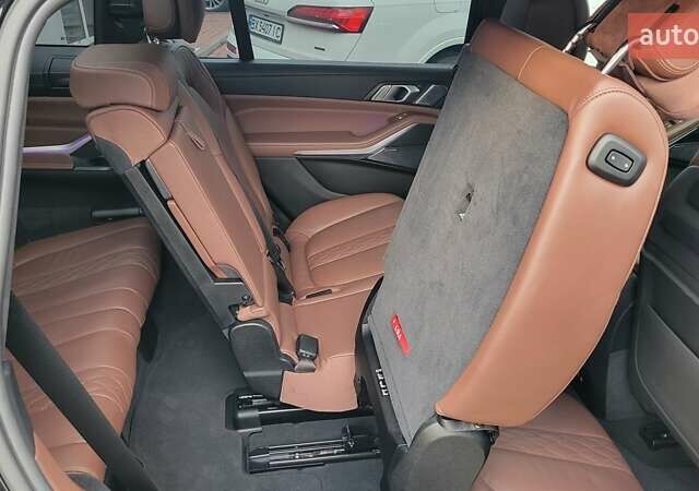 Черный БМВ X7, объемом двигателя 2.99 л и пробегом 108 тыс. км за 72000 $, фото 35 на Automoto.ua