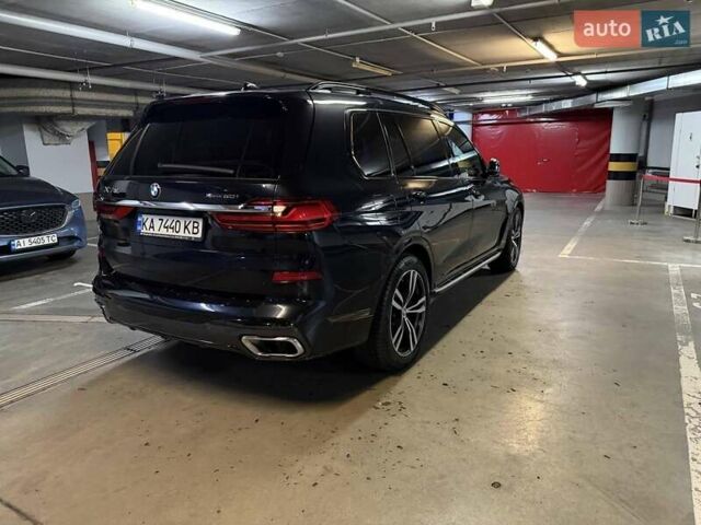 Черный БМВ X7, объемом двигателя 4.39 л и пробегом 93 тыс. км за 85000 $, фото 4 на Automoto.ua