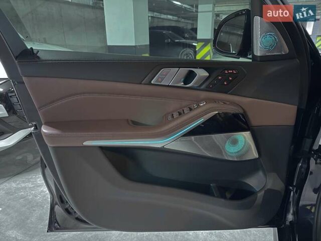 Чорний БМВ X7, об'ємом двигуна 2.99 л та пробігом 115 тис. км за 73000 $, фото 22 на Automoto.ua