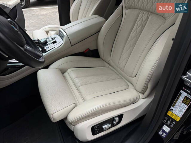 Чорний БМВ X7, об'ємом двигуна 3 л та пробігом 89 тис. км за 73000 $, фото 14 на Automoto.ua