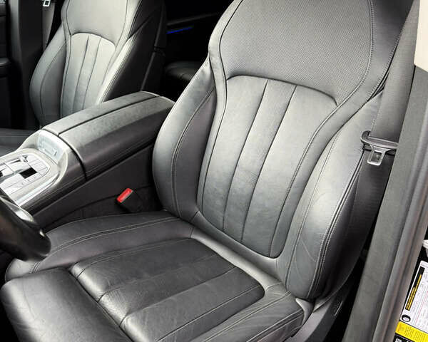 Черный БМВ X7, объемом двигателя 3 л и пробегом 187 тыс. км за 53000 $, фото 11 на Automoto.ua