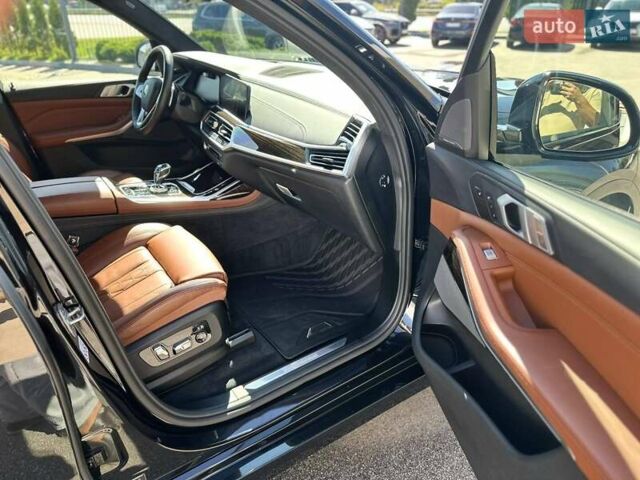 Черный БМВ X7, объемом двигателя 2.99 л и пробегом 40 тыс. км за 87999 $, фото 28 на Automoto.ua