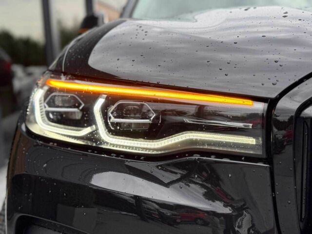 Черный БМВ X7, объемом двигателя 3 л и пробегом 120 тыс. км за 55000 $, фото 4 на Automoto.ua