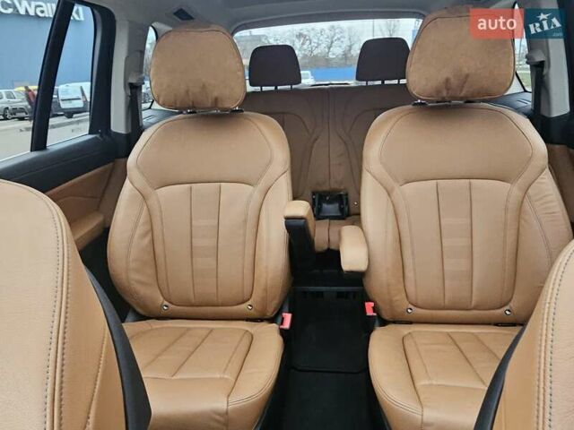 Чорний БМВ X7, об'ємом двигуна 0 л та пробігом 185 тис. км за 49500 $, фото 32 на Automoto.ua