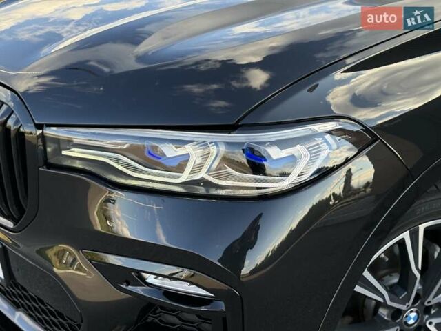 Черный БМВ X7, объемом двигателя 3 л и пробегом 59 тыс. км за 74900 $, фото 5 на Automoto.ua