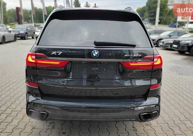 Черный БМВ X7, объемом двигателя 2.99 л и пробегом 108 тыс. км за 72000 $, фото 4 на Automoto.ua