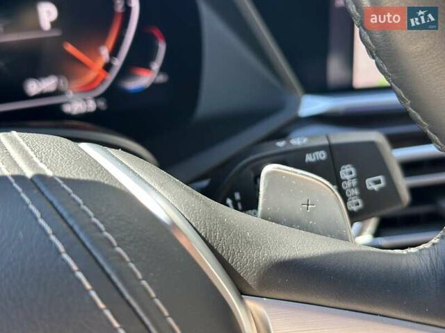 Черный БМВ X7, объемом двигателя 2.99 л и пробегом 40 тыс. км за 87999 $, фото 55 на Automoto.ua