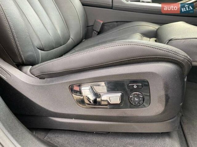 Черный БМВ X7, объемом двигателя 3 л и пробегом 37 тыс. км за 57900 $, фото 35 на Automoto.ua