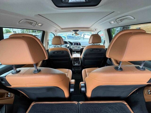 Черный БМВ X7, объемом двигателя 3 л и пробегом 120 тыс. км за 55000 $, фото 7 на Automoto.ua