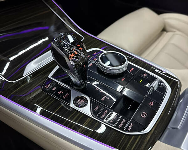 Чорний БМВ X7, об'ємом двигуна 3 л та пробігом 148 тис. км за 53900 $, фото 21 на Automoto.ua