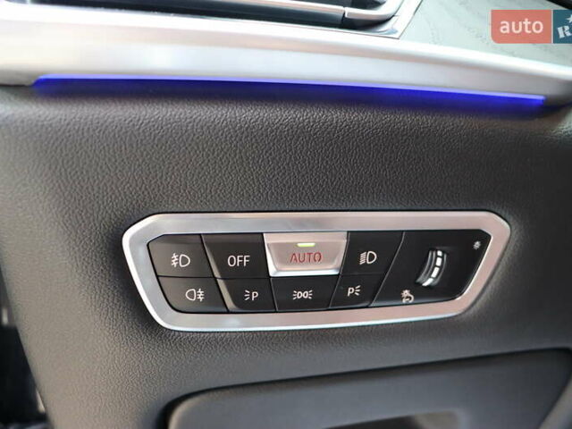 Черный БМВ X7, объемом двигателя 3 л и пробегом 115 тыс. км за 77900 $, фото 18 на Automoto.ua