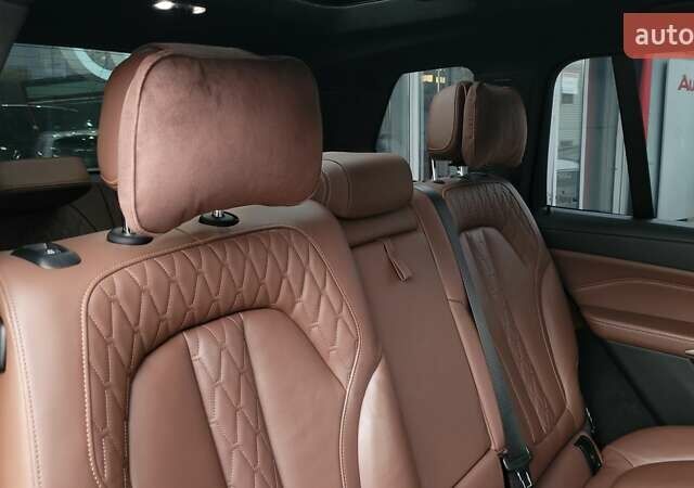 Черный БМВ X7, объемом двигателя 2.99 л и пробегом 108 тыс. км за 72000 $, фото 34 на Automoto.ua