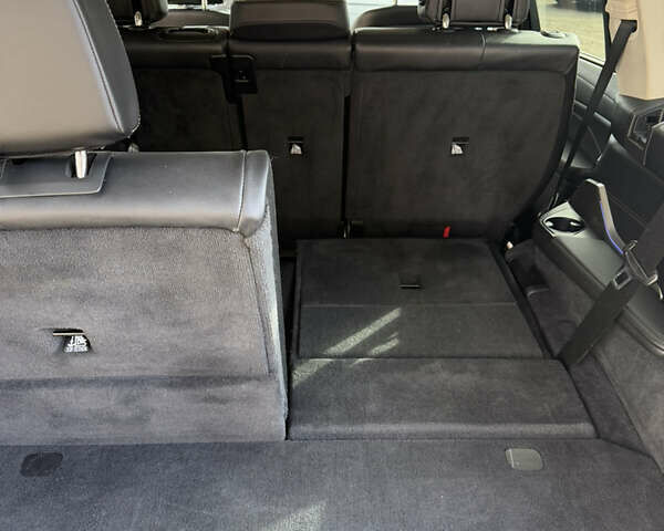 Черный БМВ X7, объемом двигателя 3 л и пробегом 187 тыс. км за 53000 $, фото 21 на Automoto.ua