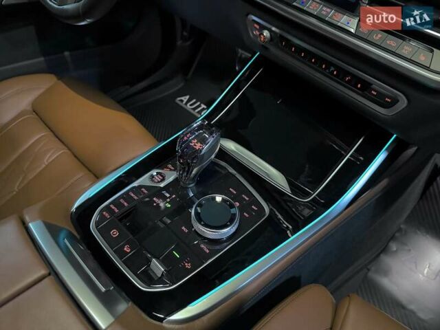 Черный БМВ X7, объемом двигателя 2.99 л и пробегом 115 тыс. км за 73000 $, фото 46 на Automoto.ua