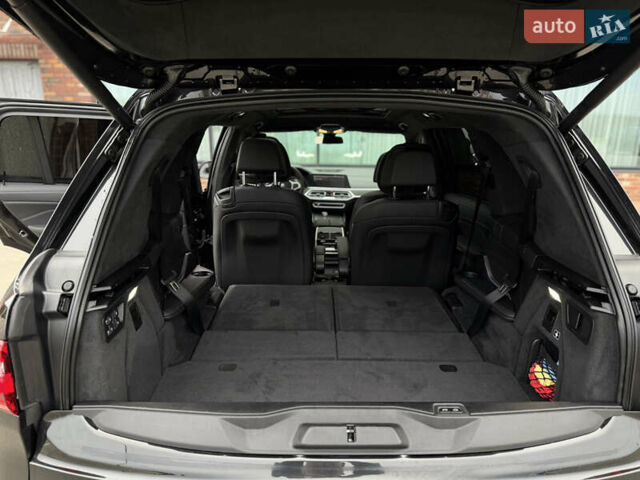 Черный БМВ X7, объемом двигателя 3 л и пробегом 115 тыс. км за 58000 $, фото 35 на Automoto.ua