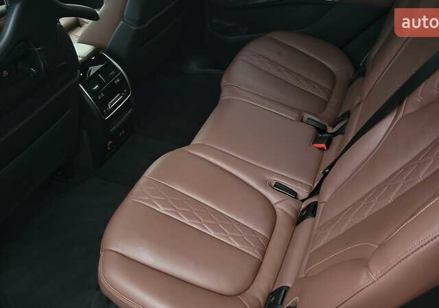 Черный БМВ X7, объемом двигателя 2.99 л и пробегом 108 тыс. км за 72000 $, фото 27 на Automoto.ua