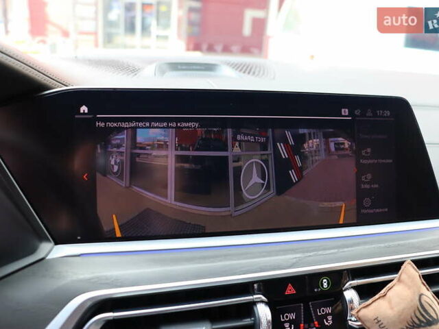 Черный БМВ X7, объемом двигателя 3 л и пробегом 115 тыс. км за 77900 $, фото 29 на Automoto.ua