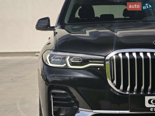 Чорний БМВ X7, об'ємом двигуна 3 л та пробігом 192 тис. км за 54700 $, фото 9 на Automoto.ua