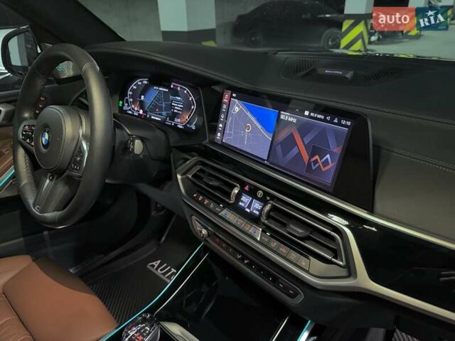 Чорний БМВ X7, об'ємом двигуна 2.99 л та пробігом 115 тис. км за 73000 $, фото 45 на Automoto.ua