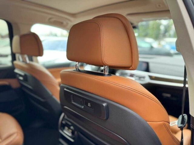 Черный БМВ X7, объемом двигателя 3 л и пробегом 120 тыс. км за 55000 $, фото 17 на Automoto.ua