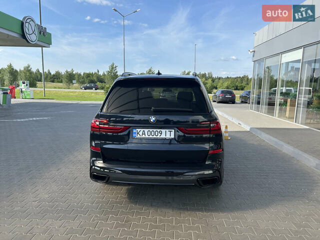 Черный БМВ X7, объемом двигателя 3 л и пробегом 148 тыс. км за 69000 $, фото 2 на Automoto.ua