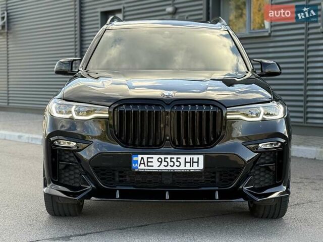 Черный БМВ X7, объемом двигателя 3 л и пробегом 59 тыс. км за 74900 $, фото 19 на Automoto.ua