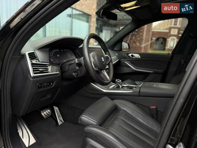 Черный БМВ X7, объемом двигателя 3 л и пробегом 115 тыс. км за 58000 $, фото 36 на Automoto.ua