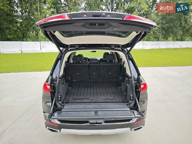 Чорний БМВ X7, об'ємом двигуна 3 л та пробігом 192 тис. км за 54700 $, фото 36 на Automoto.ua