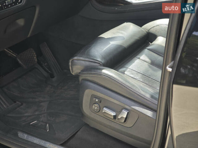 Чорний БМВ X7, об'ємом двигуна 3 л та пробігом 192 тис. км за 54700 $, фото 16 на Automoto.ua