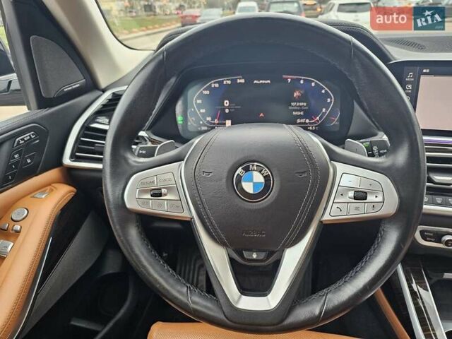 Чорний БМВ X7, об'ємом двигуна 0 л та пробігом 185 тис. км за 49500 $, фото 13 на Automoto.ua